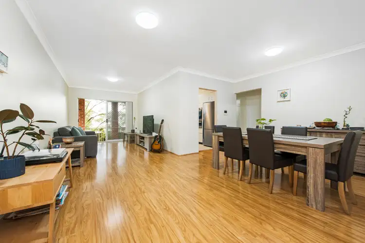 4/24 Marlborough Street