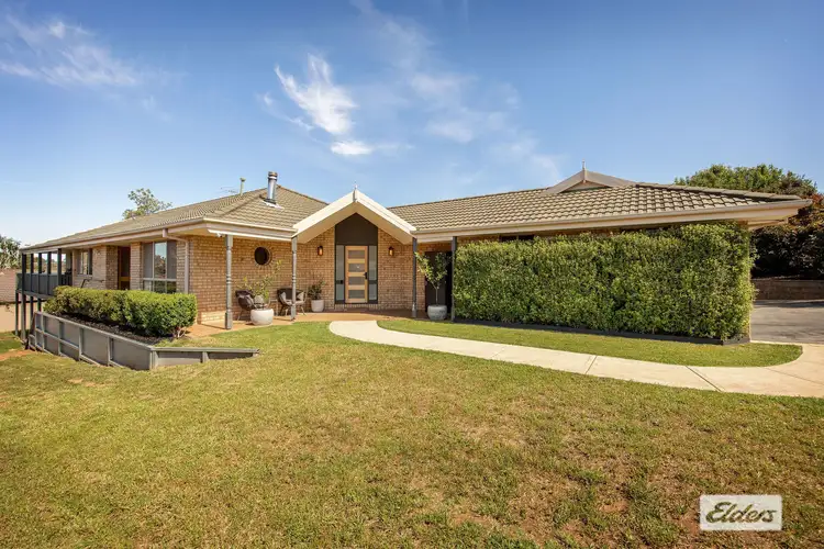 Second view of Homely house listing, 8 Jevington Drive, Wodonga VIC 3690