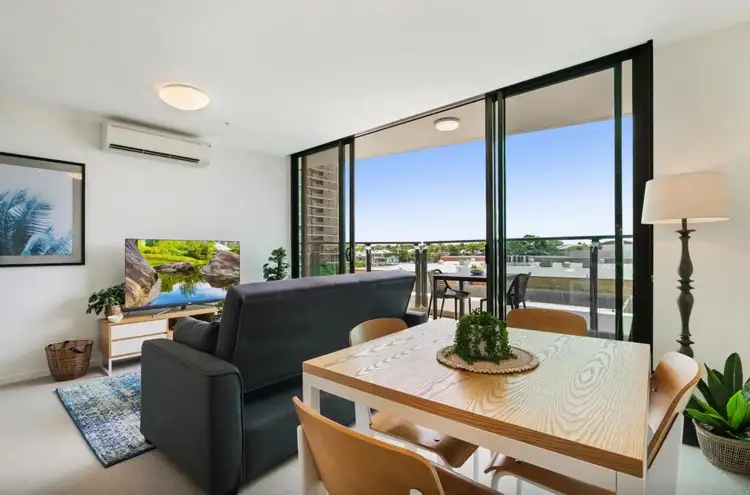 Fifth view of Homely apartment listing, 301/37B Harbour Road, Hamilton QLD 4007
