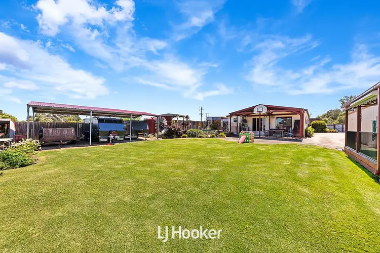 Fifth view of Homely house listing, 28 Huon Park Road, Cranbourne North VIC 3977