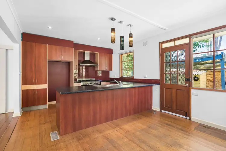 164 Blackburn Road, Glen Waverley VIC 3150