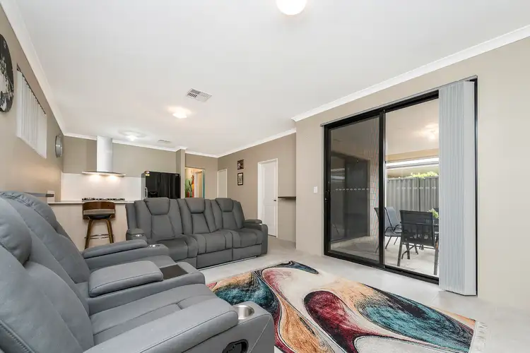 22 Chasewater Street, Aveley WA 6069
