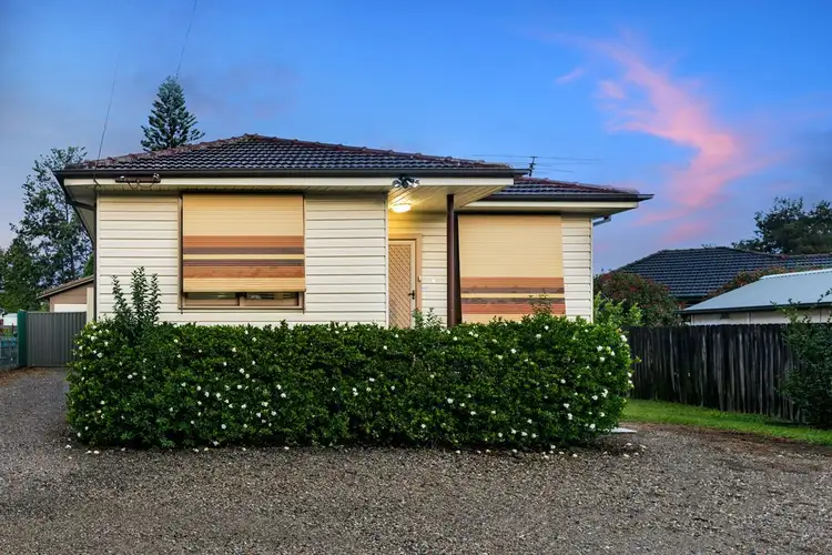 2 Radley Road, Seven Hills NSW 2147