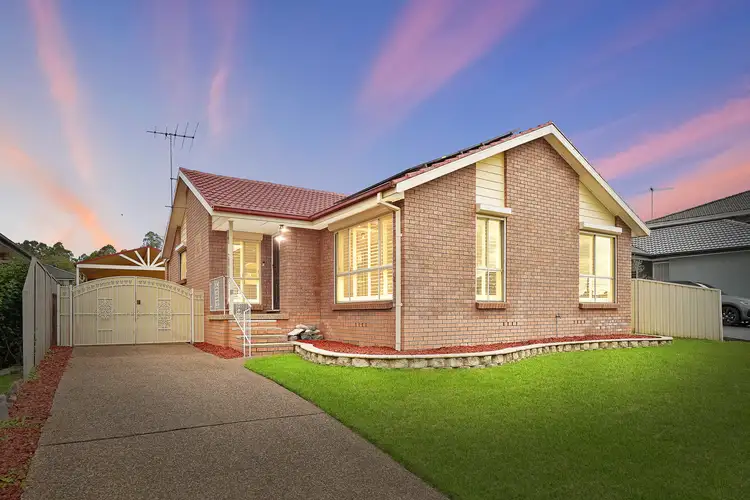 76 St Clair Avenue, St Clair NSW 2759