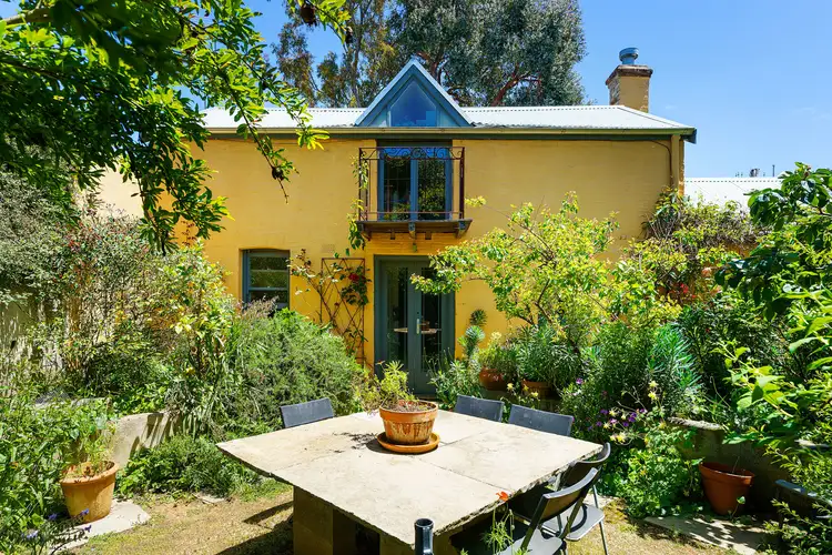 19A Hargraves Street, Castlemaine VIC 3450