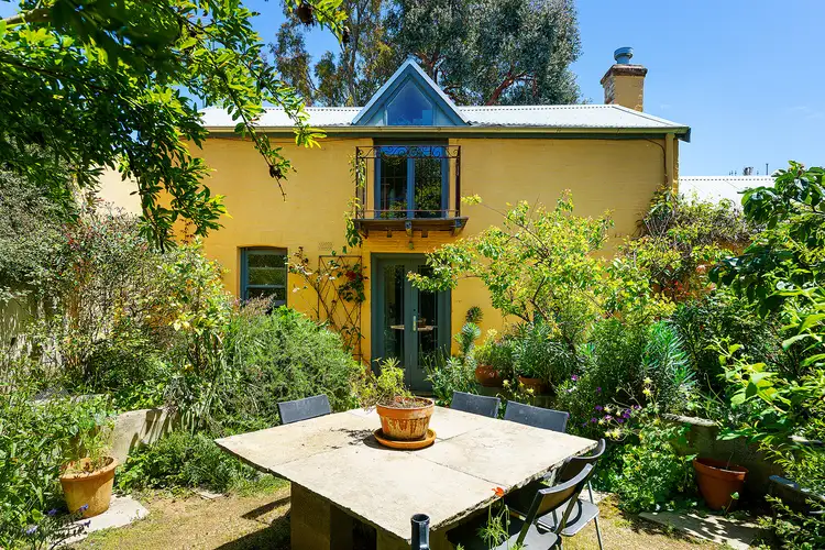 19A Hargraves Street, Castlemaine VIC 3450