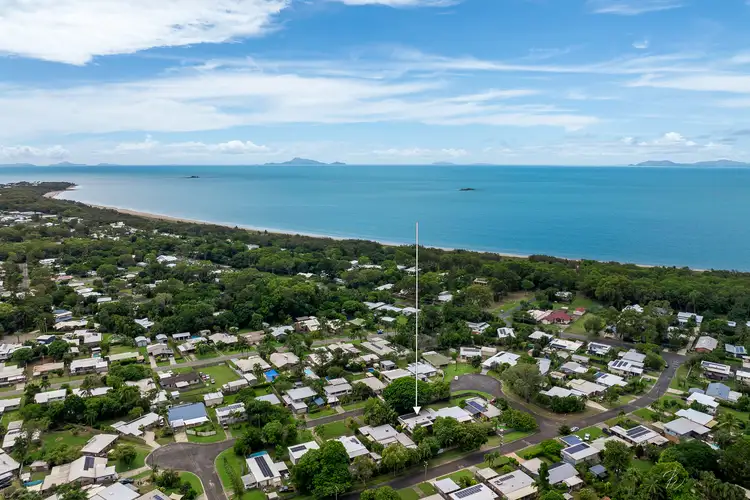 14 Brampton Avenue, Bucasia QLD 4750