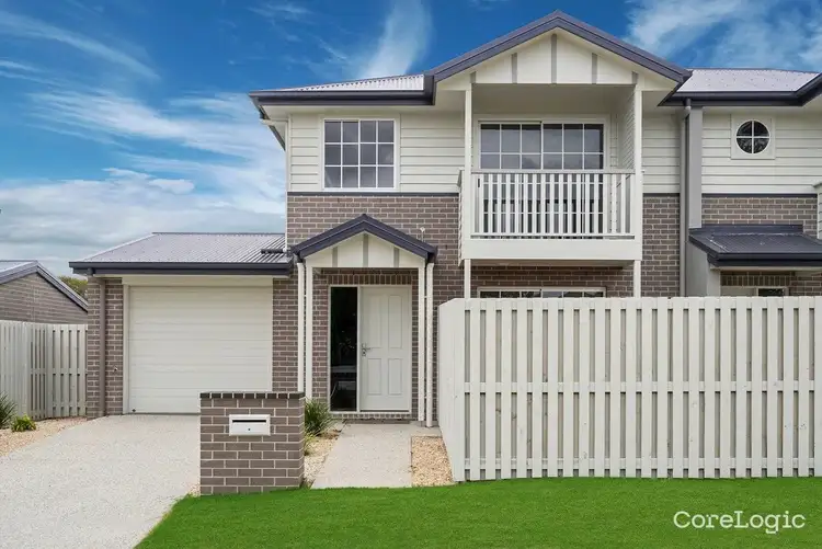 4/4 Gray Street