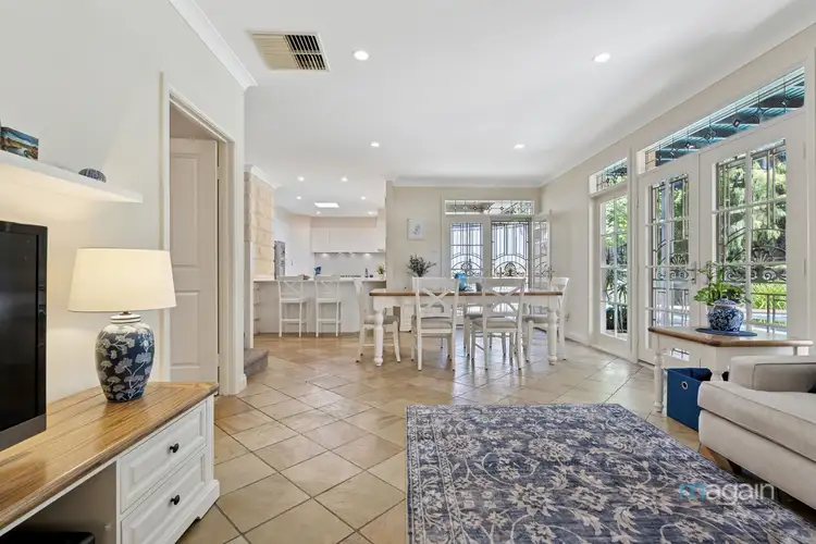 64 The Oaks Parade, Aberfoyle Park SA 5159