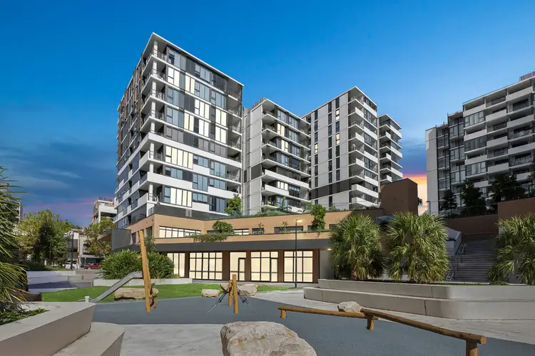 519/38 Kitchener Parade