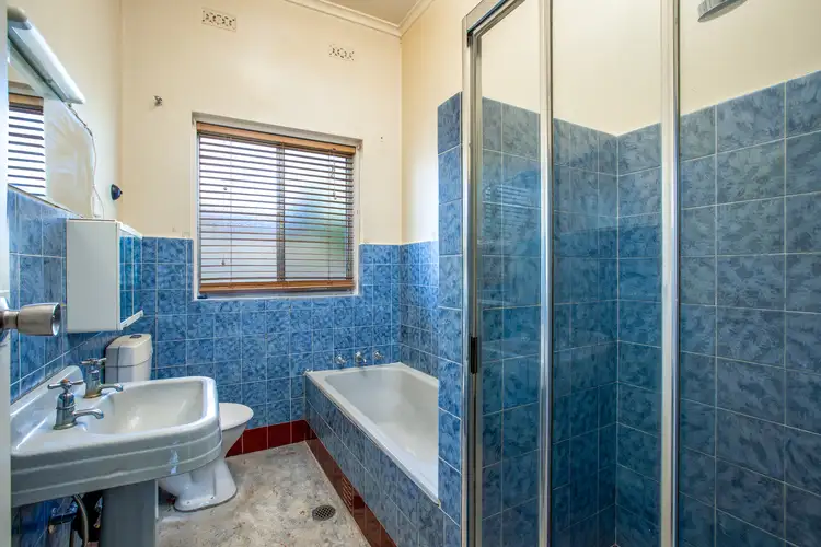 Fifth view of Homely house listing, 269 Union Road, North Albury NSW 2640