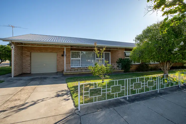 Main view of Homely house listing, 572 Logan Road, North Albury NSW 2640