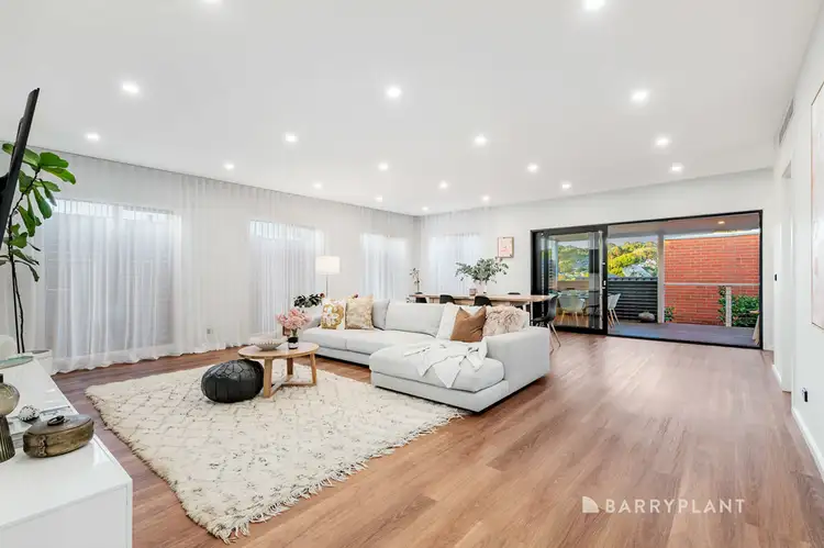 Third view of Homely house listing, 6 Eileen Street, Viewbank VIC 3084