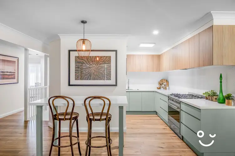 6 Sugarwood Place, Farmborough Heights NSW 2526