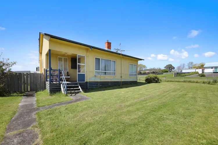 69 Fowler Street, Moe VIC 3825