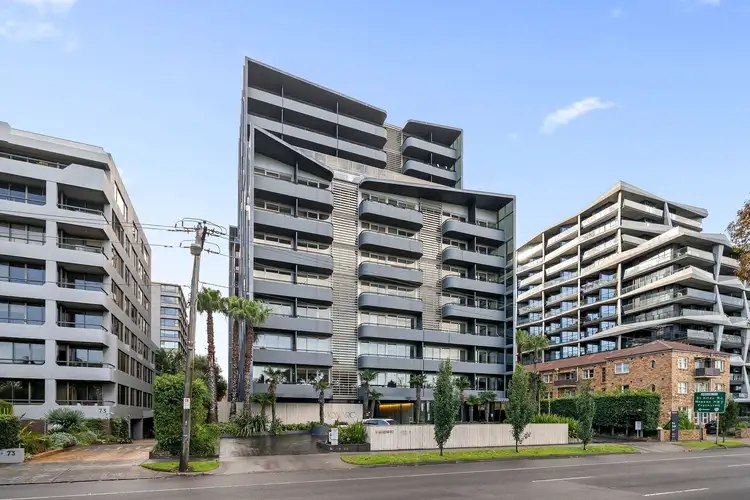 208/74 Queens Road, Melbourne VIC 3004
