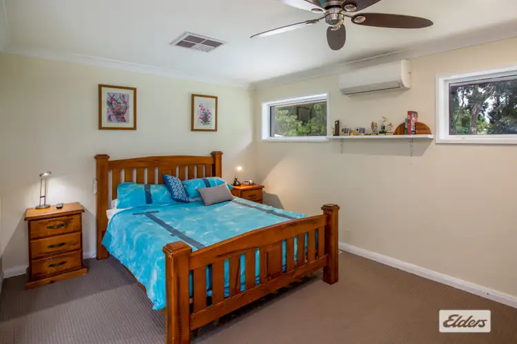 Fifth view of Homely house listing, 4 Cook Place, Wodonga VIC 3690