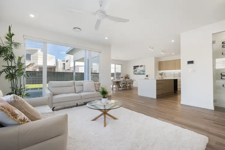 139 Lakeview Promenade, Newport QLD 4020