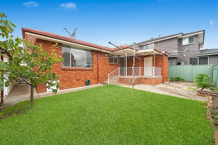 1 Eric Crescent, Lidcombe NSW 2141