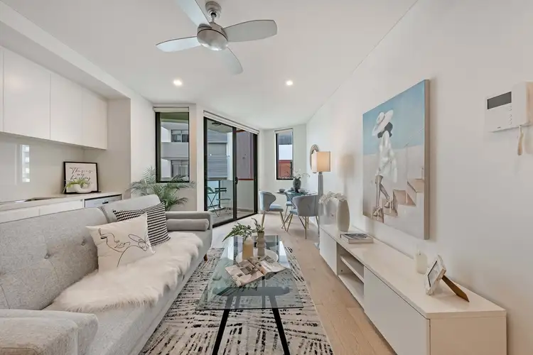 310/3 Robey Street