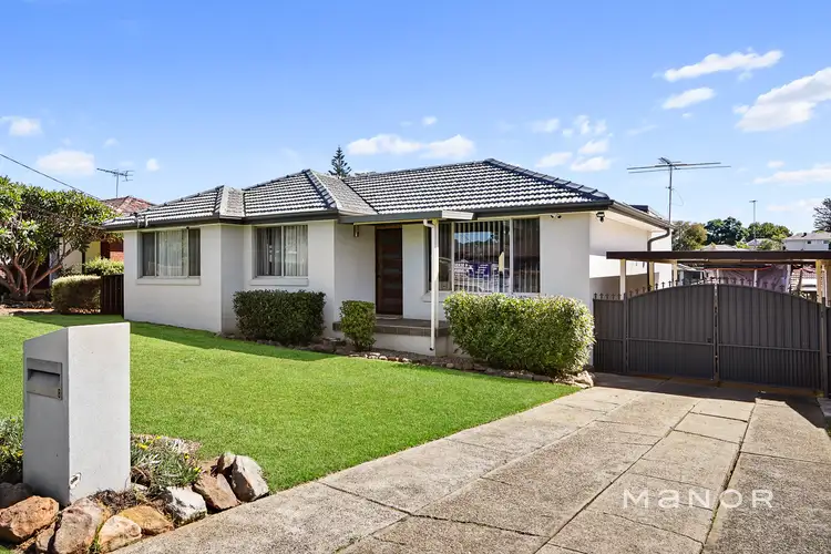 8 Nevis Crescent