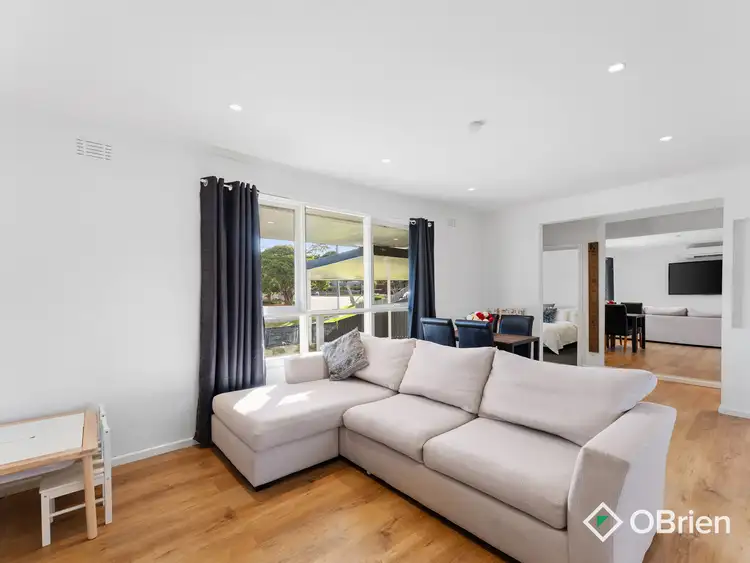 Fifth view of Homely house listing, 10 Lantana Court, Frankston VIC 3199