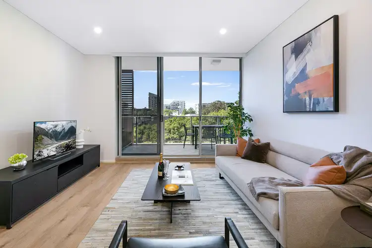 627/6 Spring Street