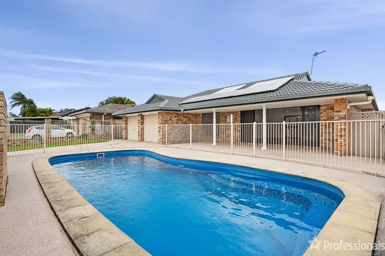 13 Redleaf Court