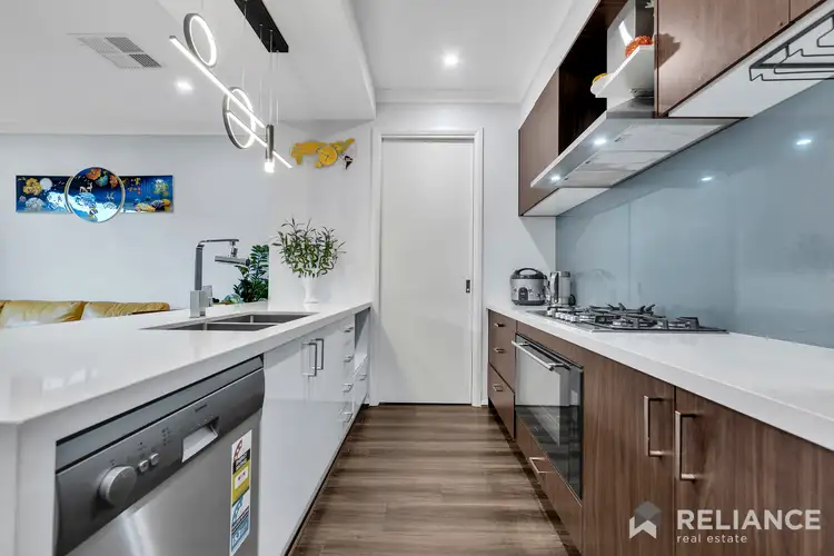 1 Dartmoor Street, Bonnie Brook VIC 3335