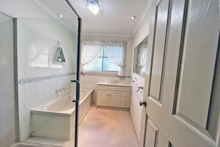 Sixth view of Homely house listing, 25 Golf Links Road, Charlton VIC 3525