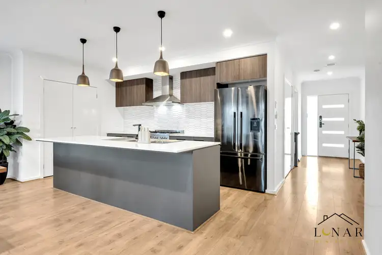 Fifth view of Homely house listing, 92 Aberfeldy Crescent, Cranbourne South VIC 3977