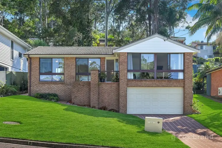 13 Maree Avenue