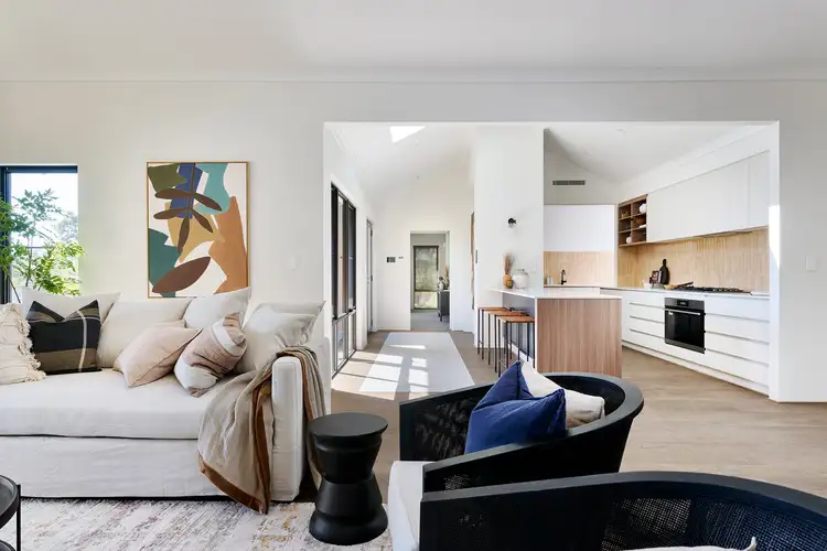 Sixth view of Homely house listing, 4 Olearia Court, Gelorup WA 6230