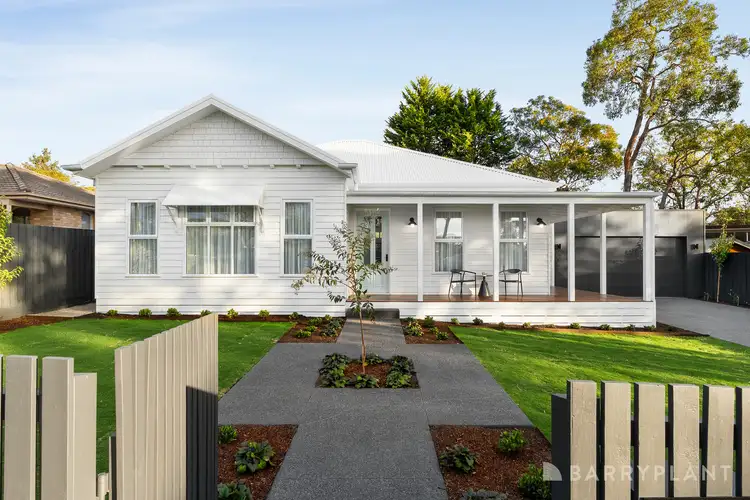 4 Penhyrn Avenue, Croydon VIC 3136
