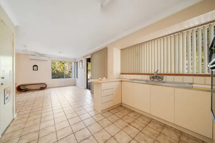 Fifth view of Homely house listing, 8 Paringa Place, Gosnells WA 6110