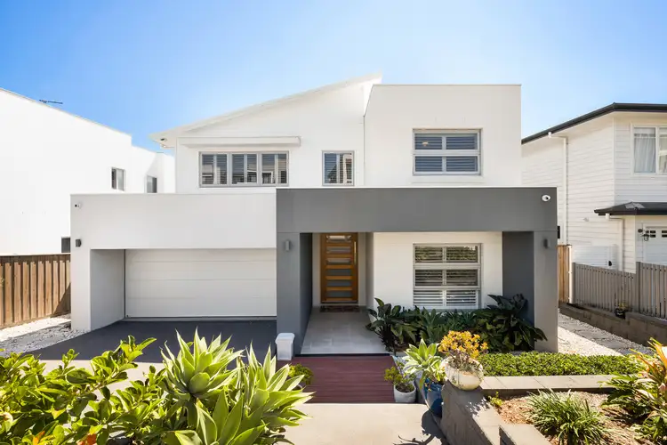 45 Peregrine Drive, Greenhills Beach NSW 2230