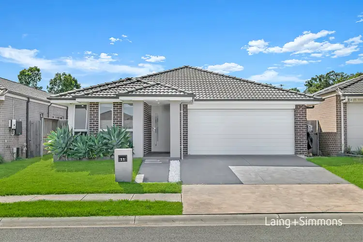 11 Leeville Street, Colebee NSW 2761