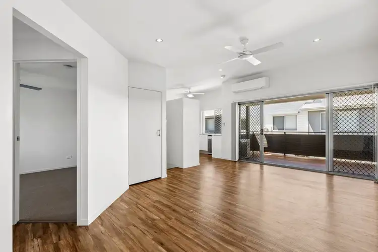 Second view of Homely unit listing, 2/40 Anzac Avenue, Maroochydore QLD 4558