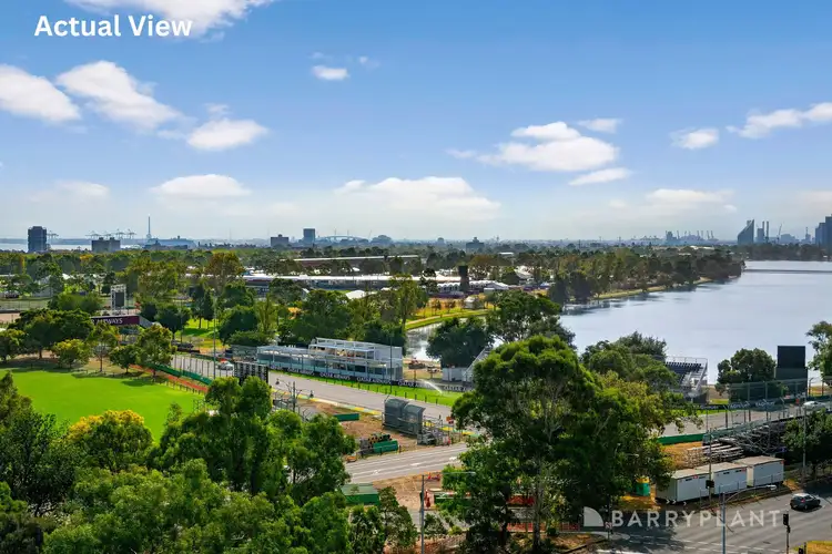1004/82 Queens Road, Melbourne VIC 3004