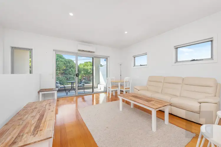1/21 Deakin Street, Maidstone VIC 3012