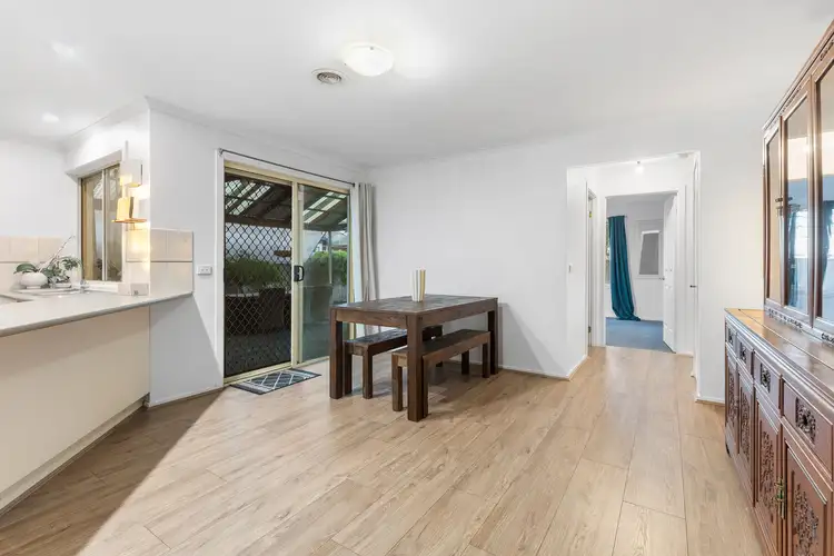 Sixth view of Homely house listing, 7 The Crest, Hillside VIC 3037