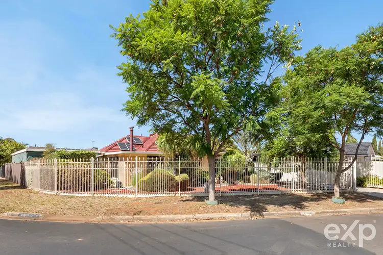 2 Jennier Crescent, Brahma Lodge SA 5109