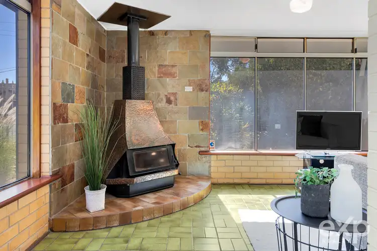 Fifth view of Homely house listing, 2 Jennier Crescent, Brahma Lodge SA 5109