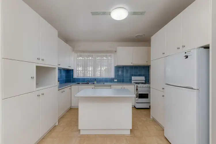 Fourth view of Homely house listing, 2 Dean Street, Kangaroo Flat VIC 3555