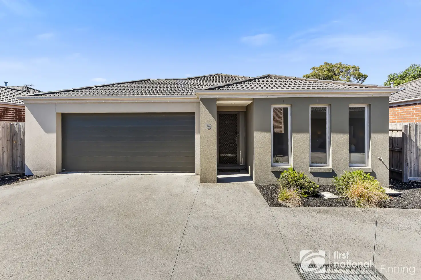 Main view of Homely unit listing, 5/6-8 Walter Street, Cranbourne VIC 3977