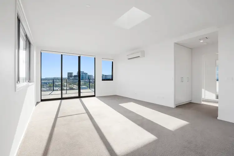 133/2 Hinder Street
