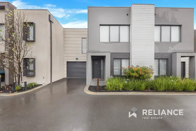 21/47 Waterhaven Boulevard, Point Cook VIC 3030