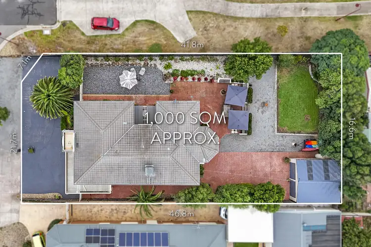 16 Queensberry Court, Hillside VIC 3037