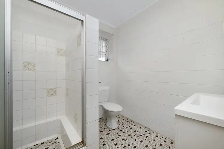 Fourth view of Homely unit listing, 1/179 Bundock Street, West End QLD 4810