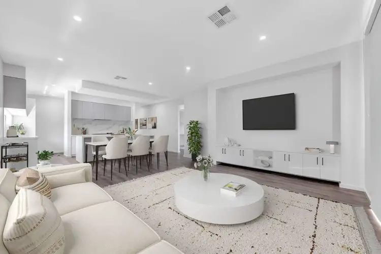 12 Peregrine Way